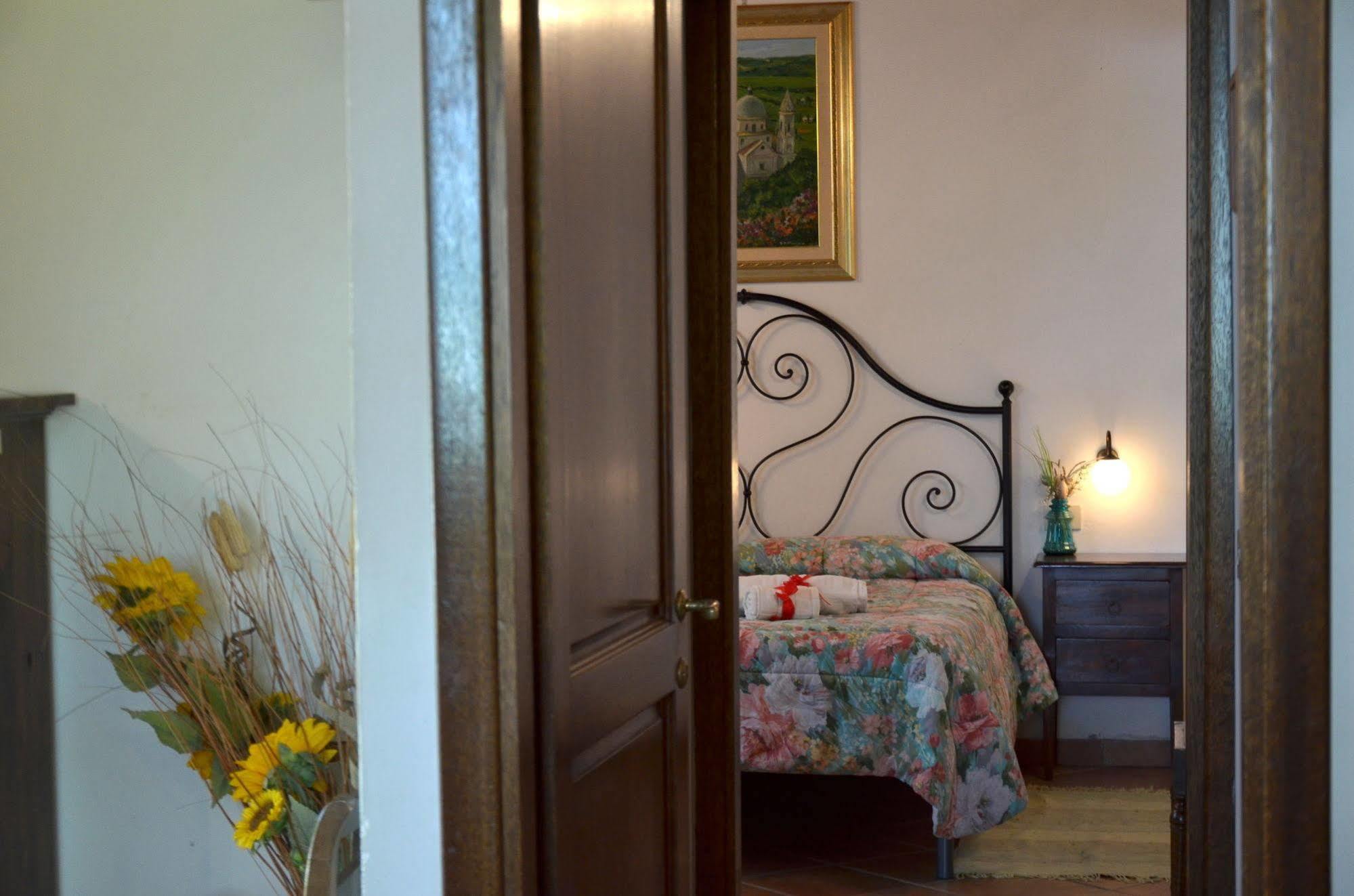 Agriturismo Il Casalone Montepulciano Stazione المظهر الخارجي الصورة